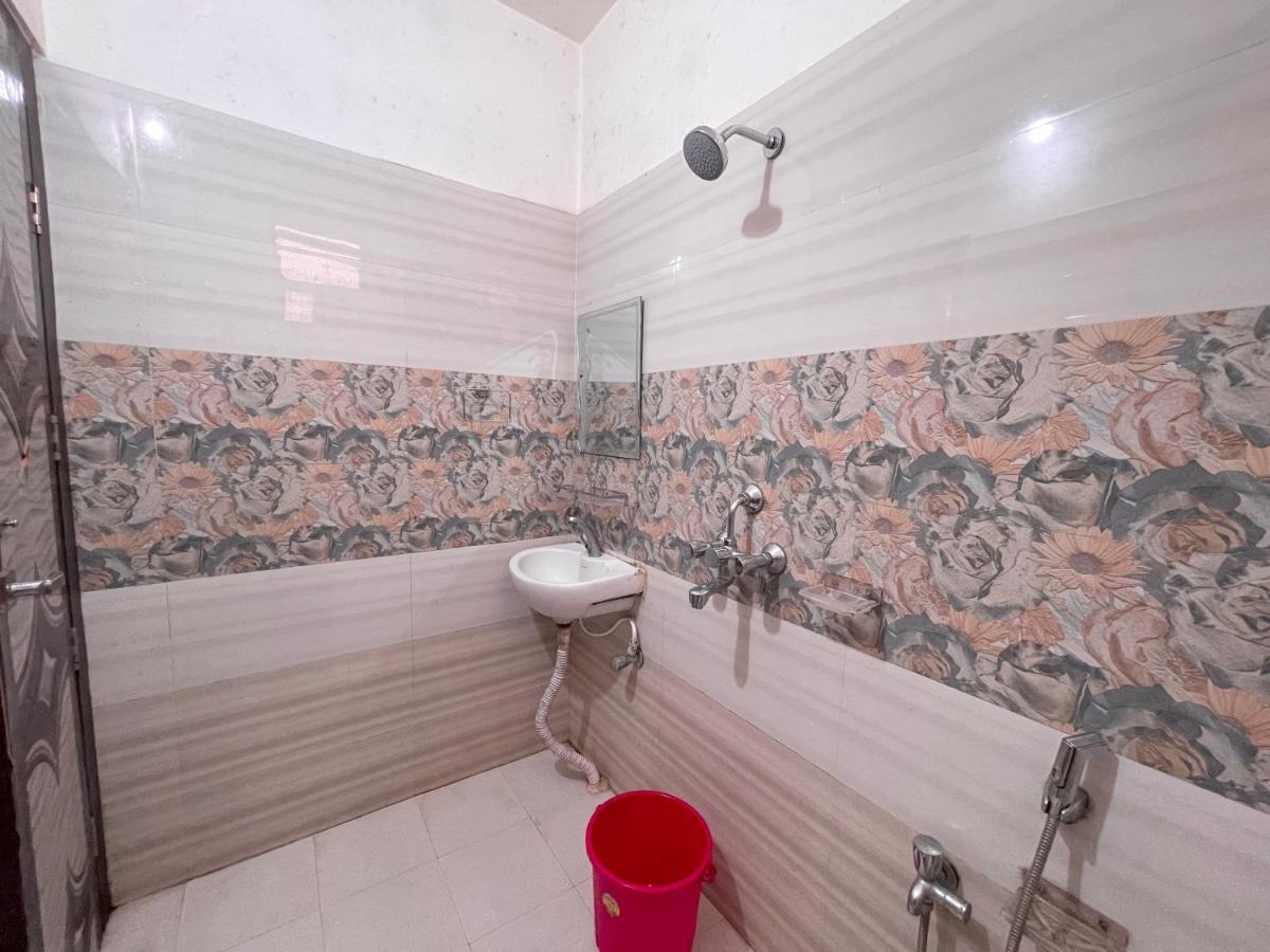 Hotel Deo Пури Экстерьер фото