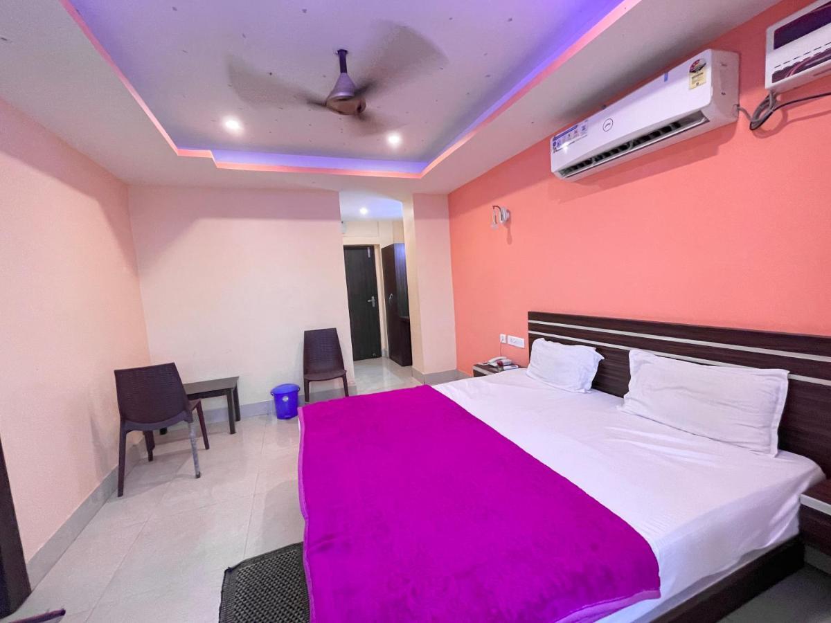 Hotel Deo Пури Экстерьер фото
